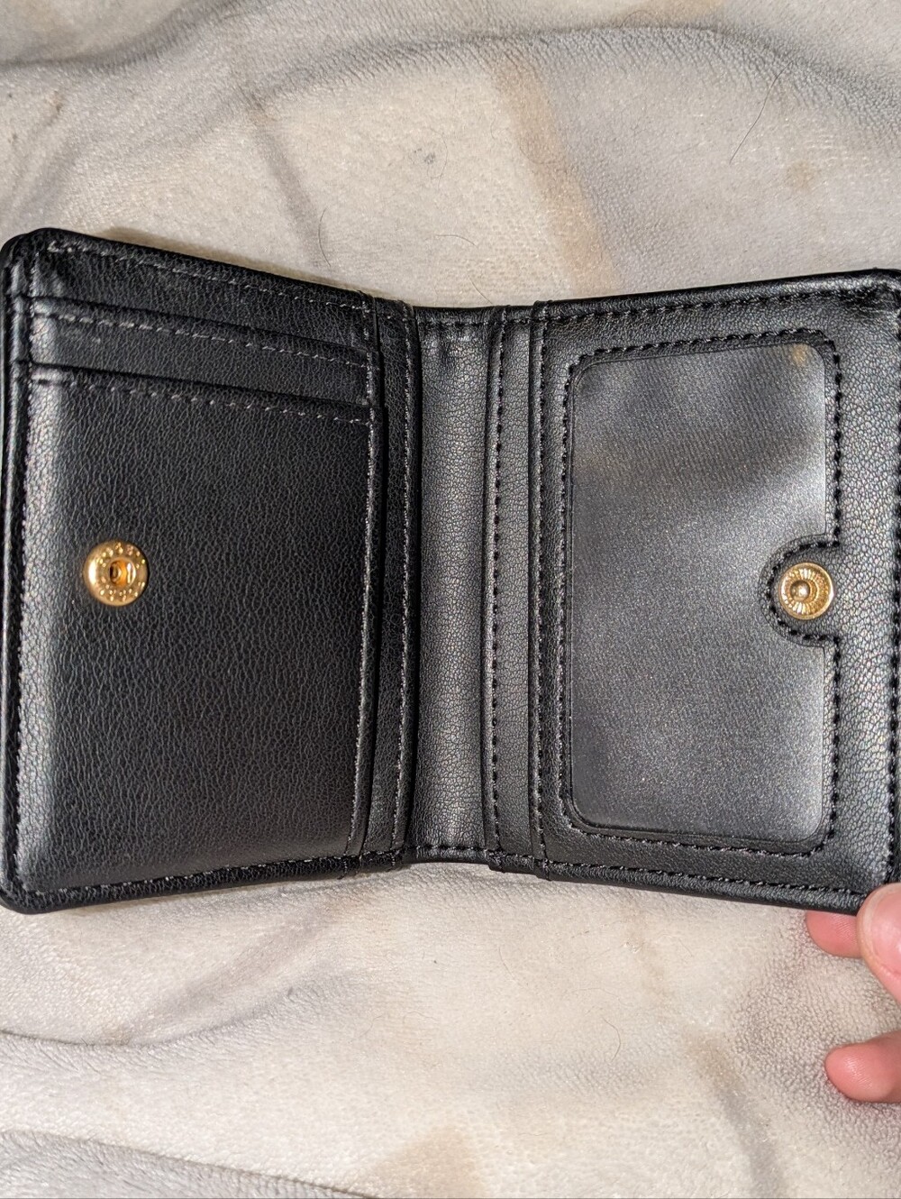 Fossil Logan Bifold Wallet - Picture 6 of 8